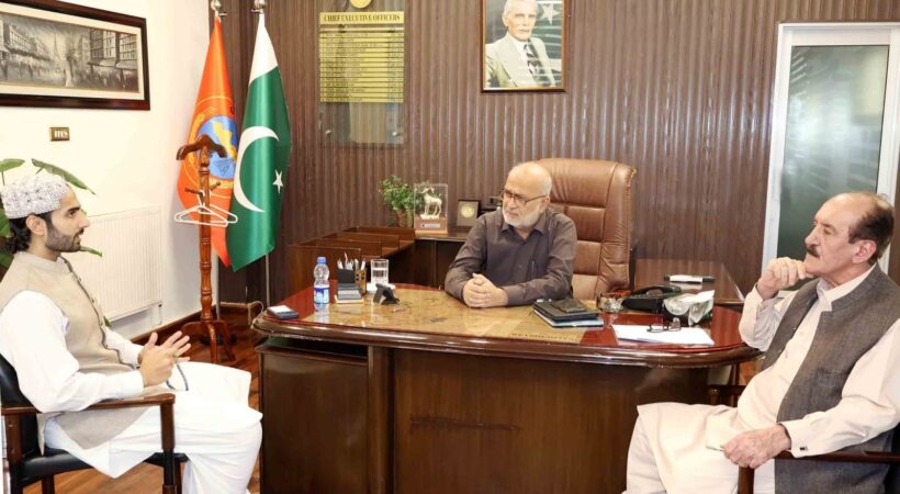 بجلی سے متعلق عوامی مسائل کے حل کے لیے صوبائی مشیر بلدیات کی کیسکو چیف سے ملاقات